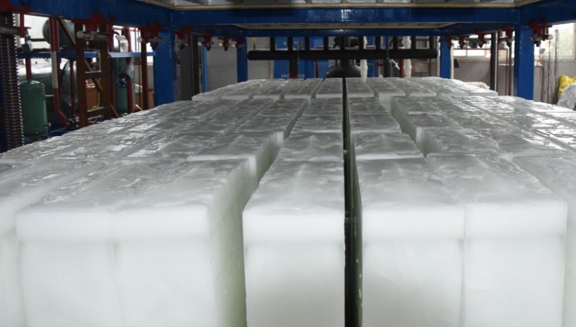 制冰機(jī)半天才制一塊冰是怎么回事？